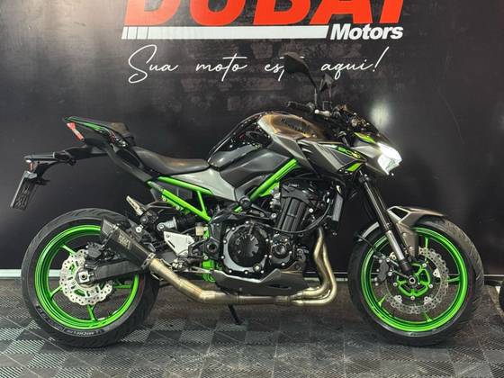 KAWASAKI Z900 KAWASAKI Z900
